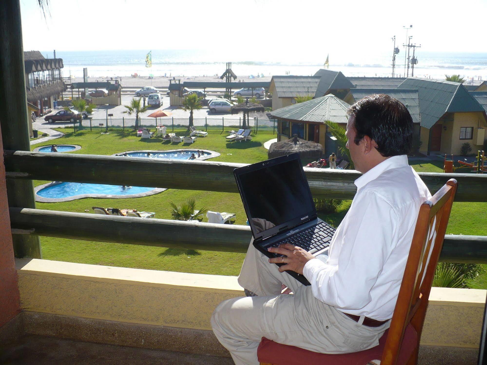 Hotel Y Cabanas Mar De Ensueno 라세레나 외부 사진